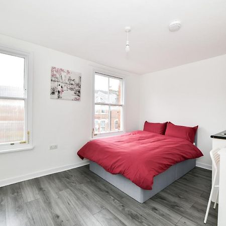 Waylen Street Suites Reading Dış mekan fotoğraf